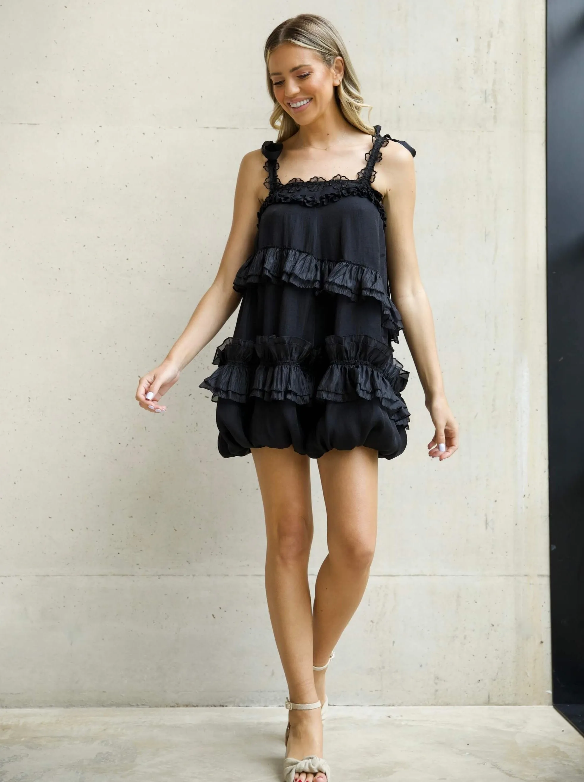 'PHOEBE' ORGANZA SQUARE NECK BUBBLE HEM PLAYSUIT BLACK