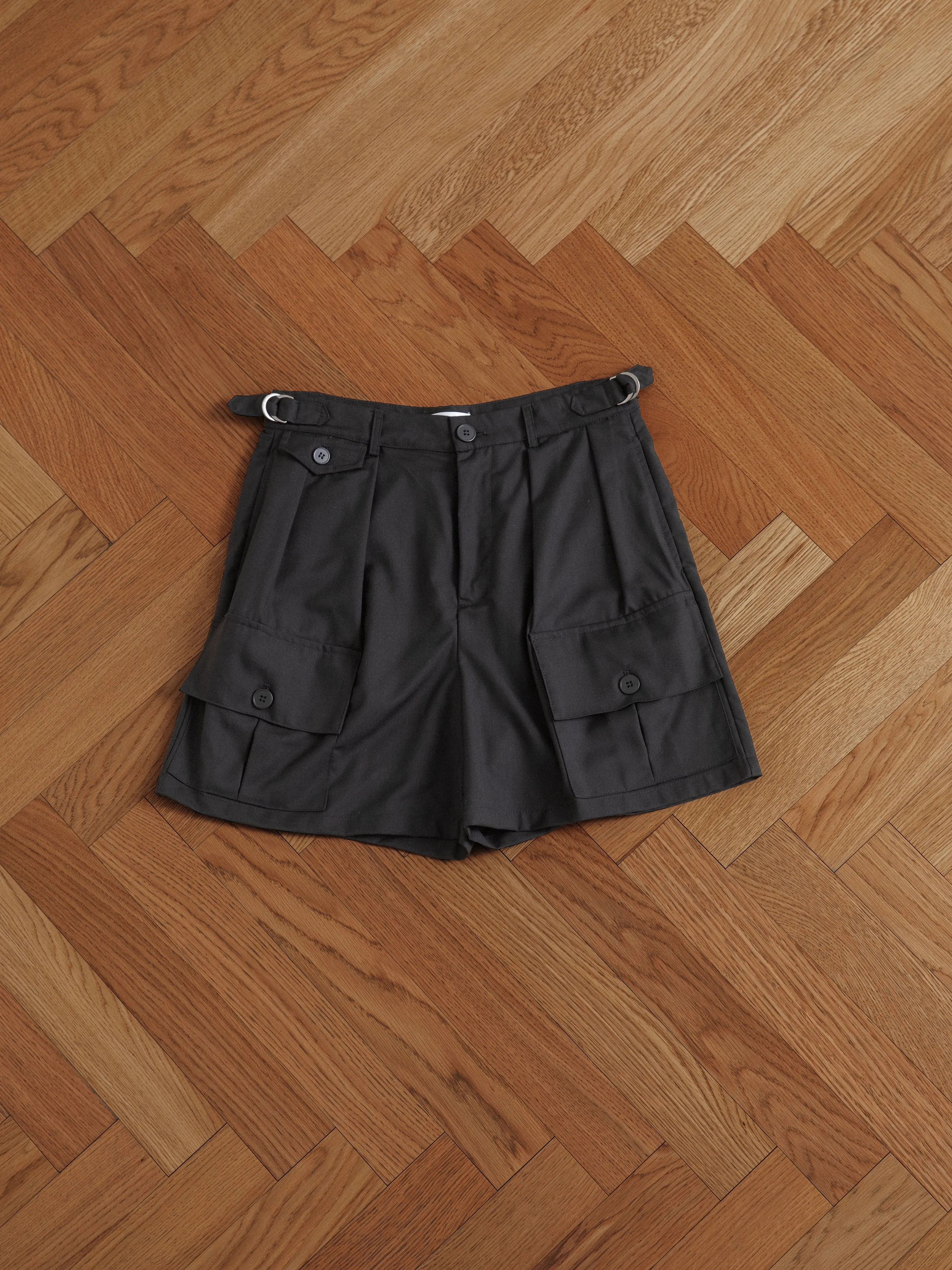 Pleated Pocket Cargo Shorts